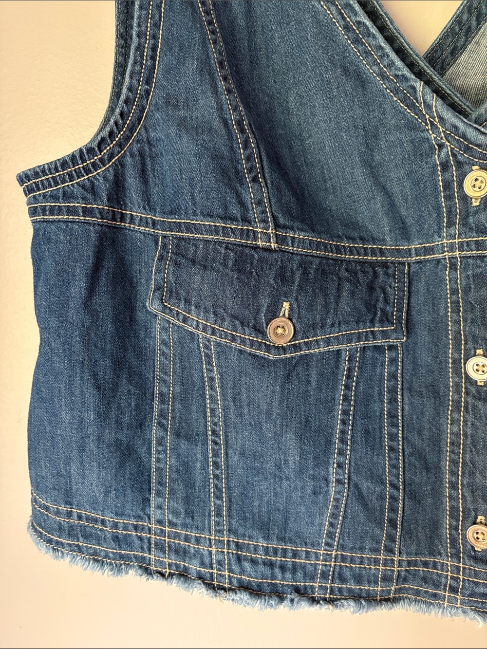 Anthropologie Pilcro Coastal Cutoff V-Neck Denim Top - Picture 3 of 8